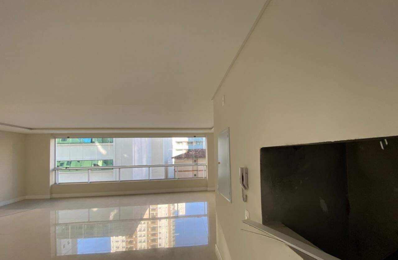 Apartamento de 3 quartos, 251m² no bairro Centro, em Balneário Camboriú | Eu Corretor