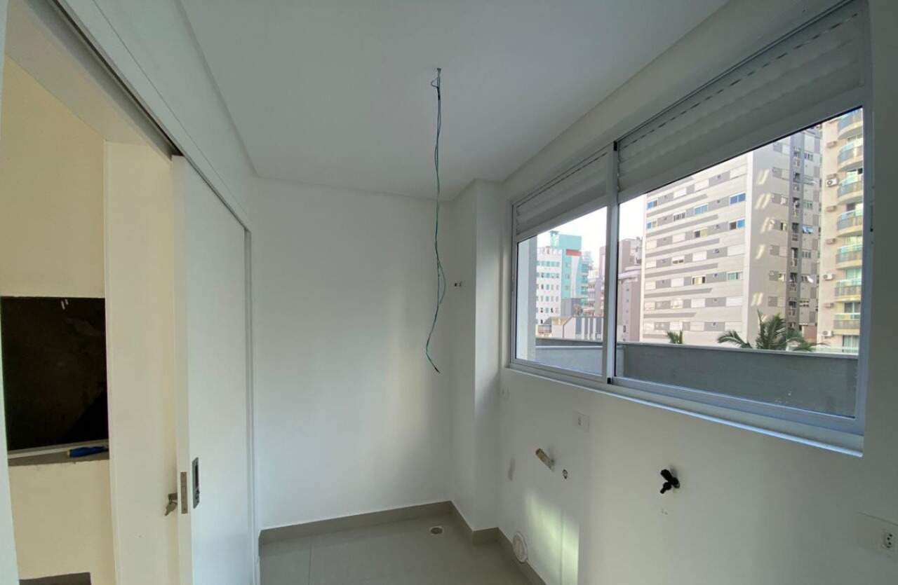 Apartamento de 3 quartos, 251m² no bairro Centro, em Balneário Camboriú | Eu Corretor