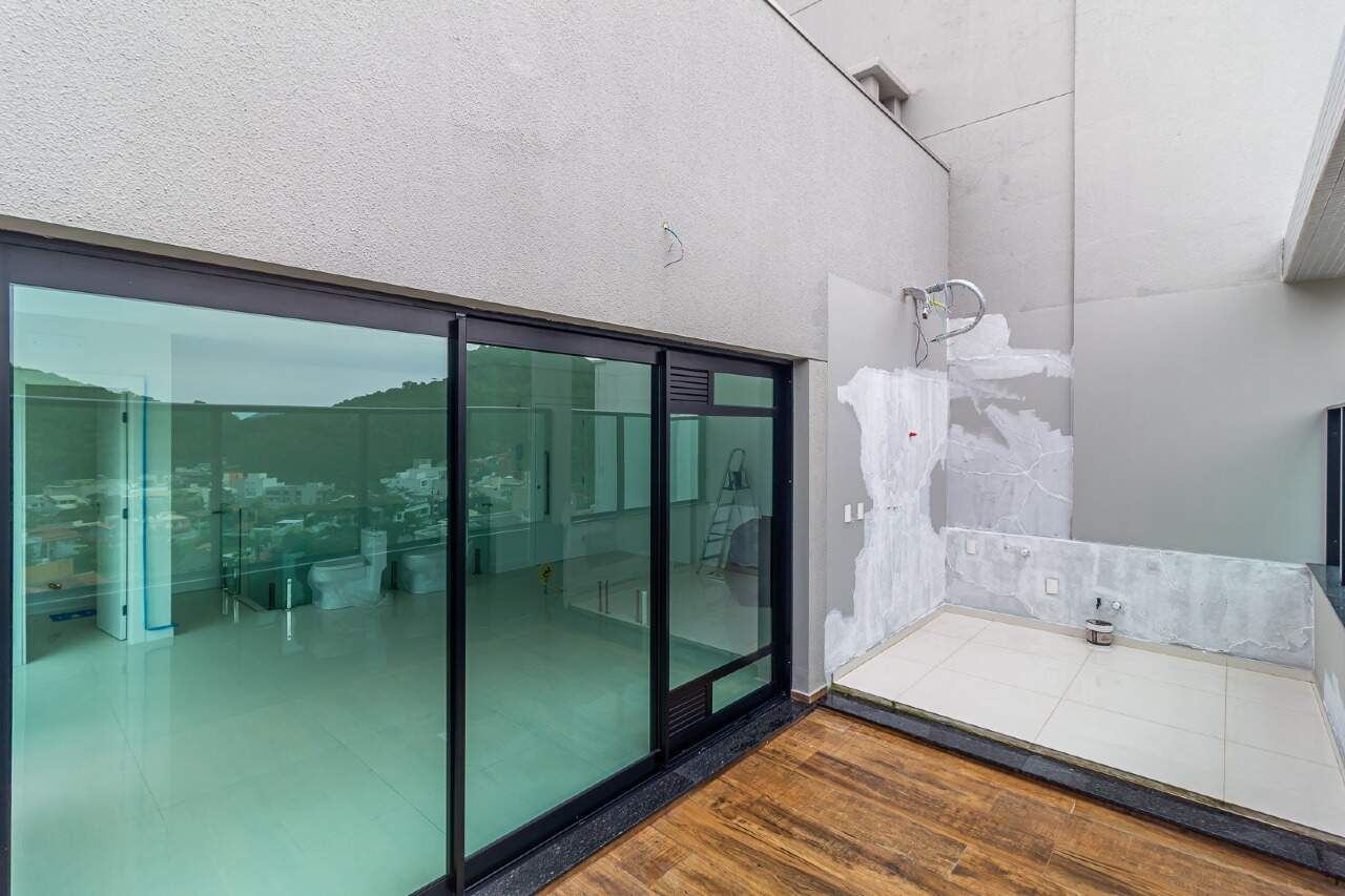 Cobertura de 4 quartos, 203m² no bairro Praia Brava, em Itajaí | Eu Corretor