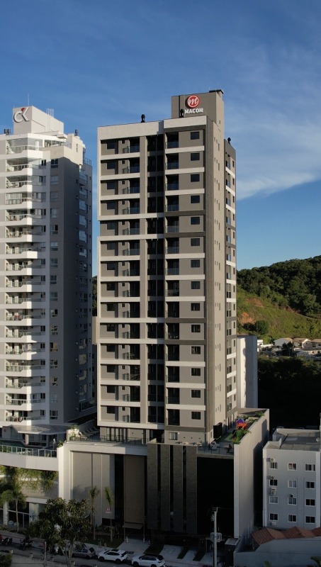 Apartamento à venda no Praia Brava: Fachada do Manu Bay Residence, obra da Macon Empreendimentos na Praia Brava