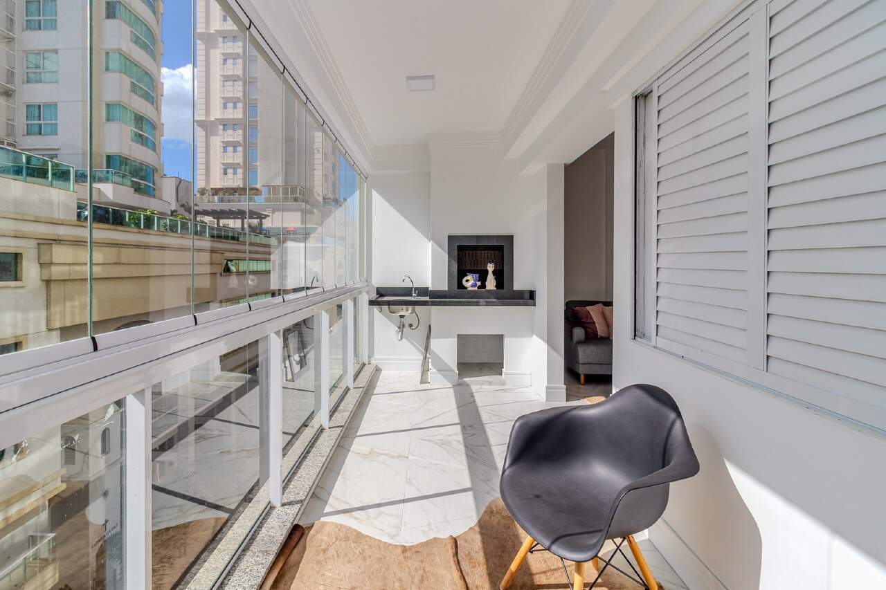 Apartamento de 3 quartos, 125m² no bairro Centro, em Balneário Camboriú | Eu Corretor