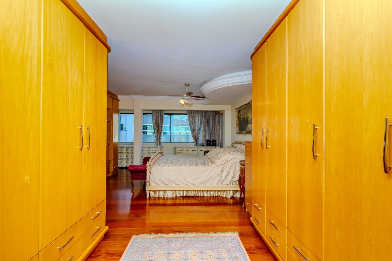 Cobertura à venda no Centro: