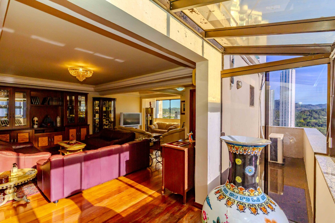 Cobertura à venda no Centro: 