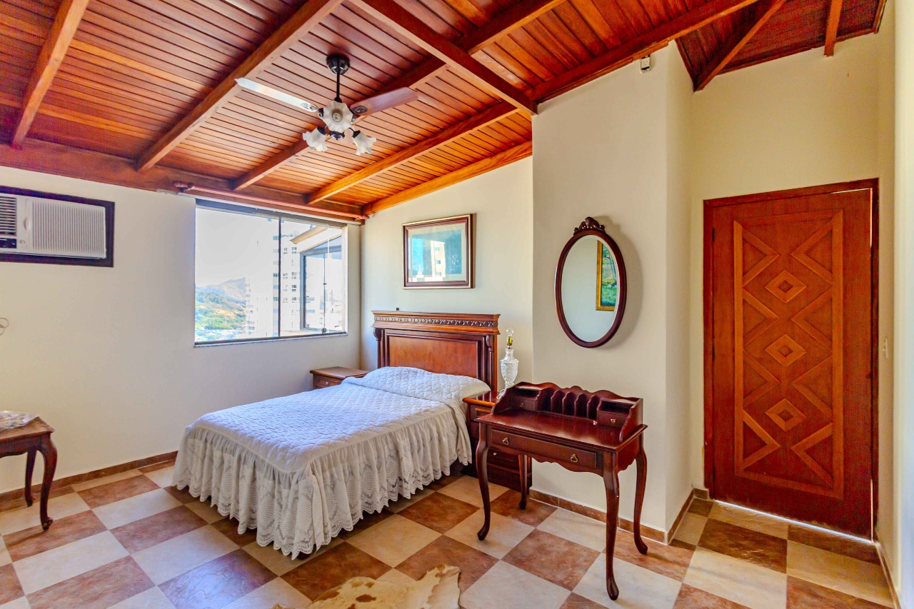 Cobertura à venda no Centro: