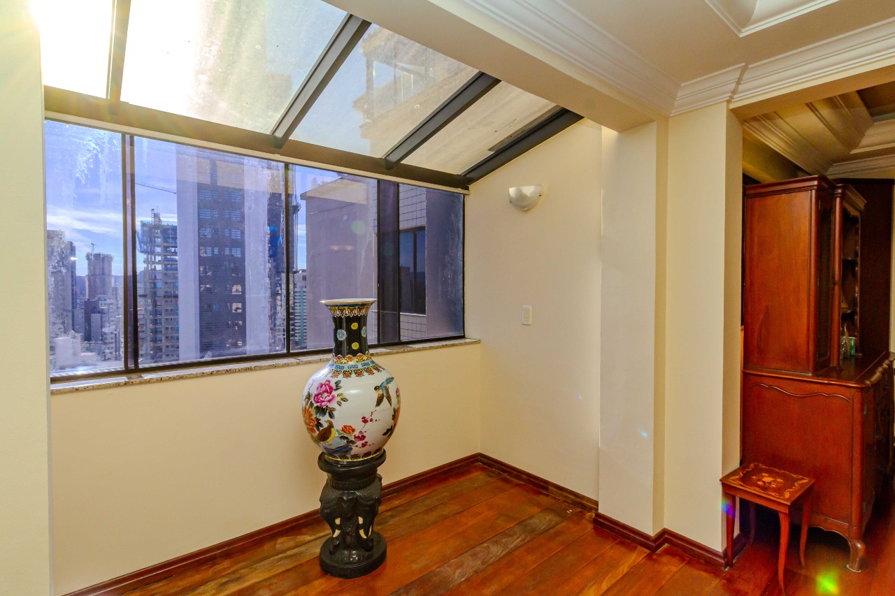 Cobertura à venda no Centro: