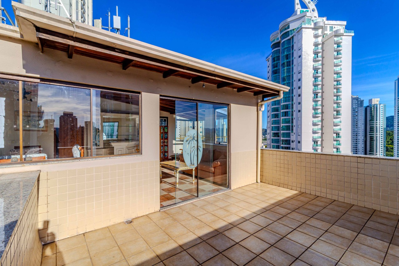 Cobertura à venda no Centro: