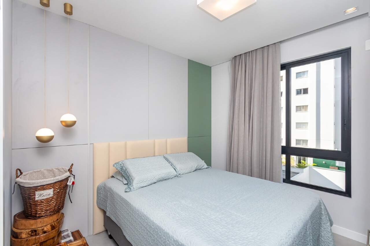 Apartamento à venda no Pioneiros: 