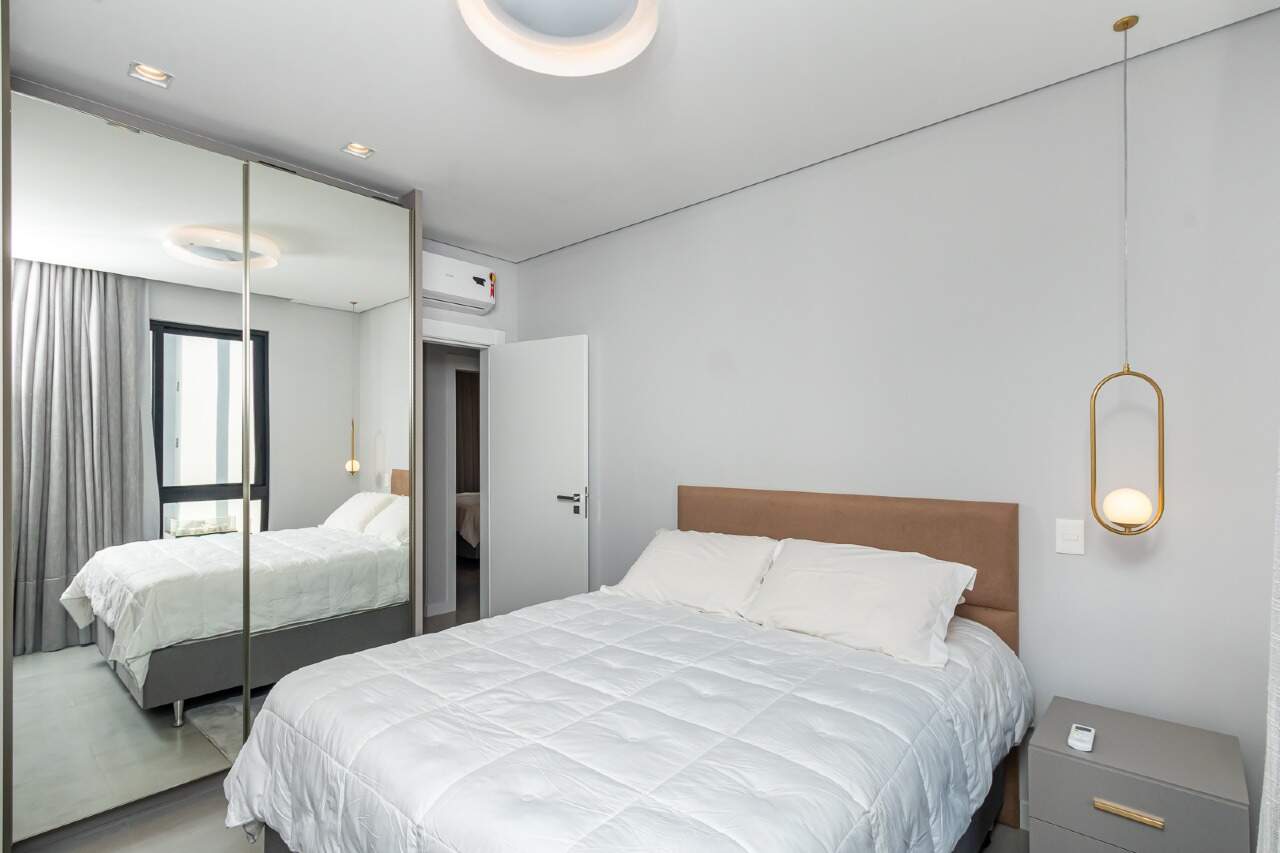 Apartamento à venda no Pioneiros: 