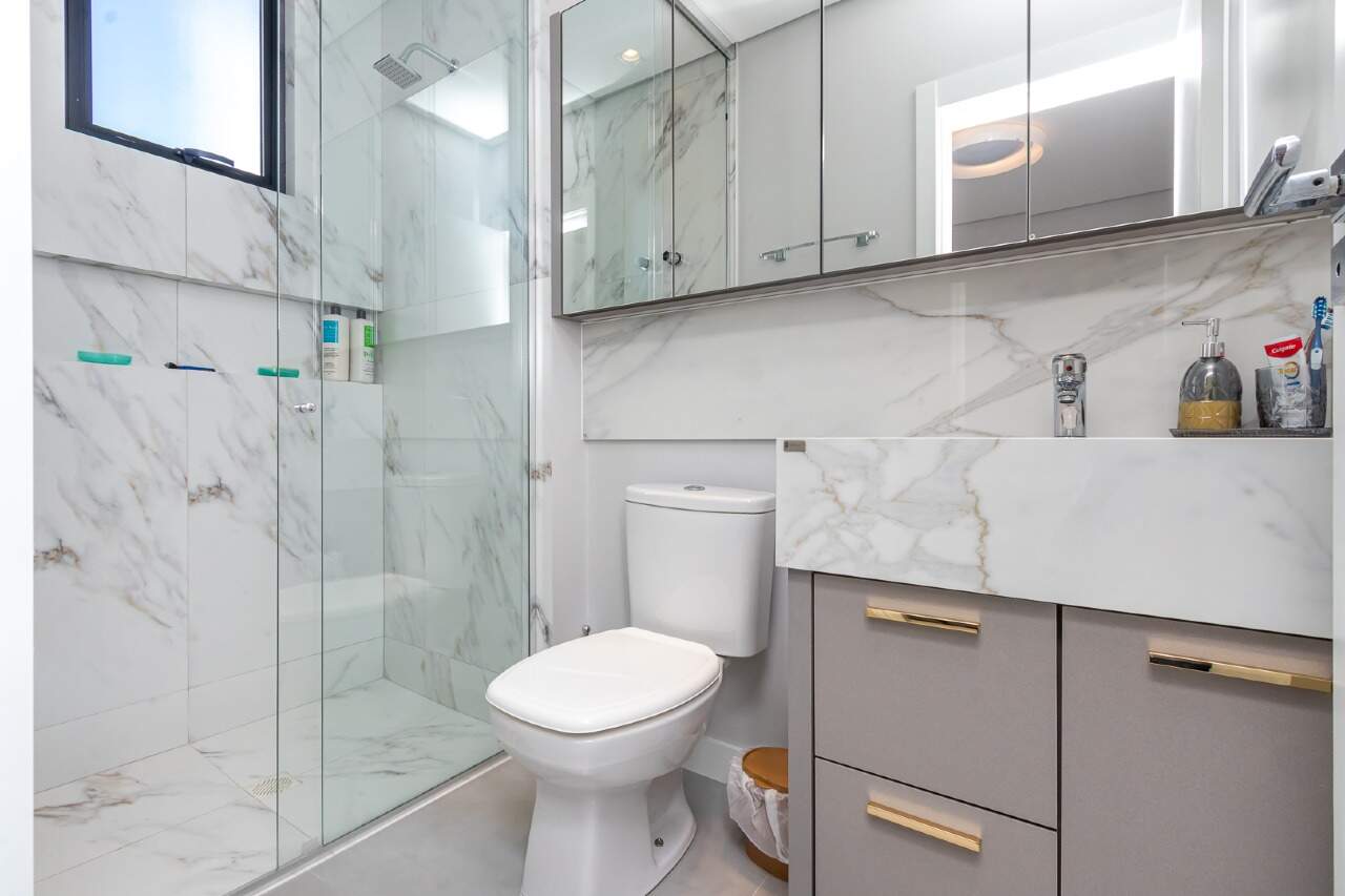 Apartamento à venda no Pioneiros: 
