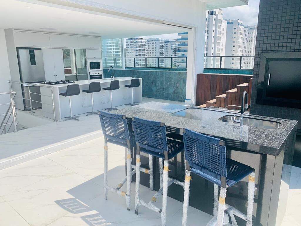 Cobertura de 4 quartos, 243m² no bairro Praia Brava, em Itajaí | Eu Corretor