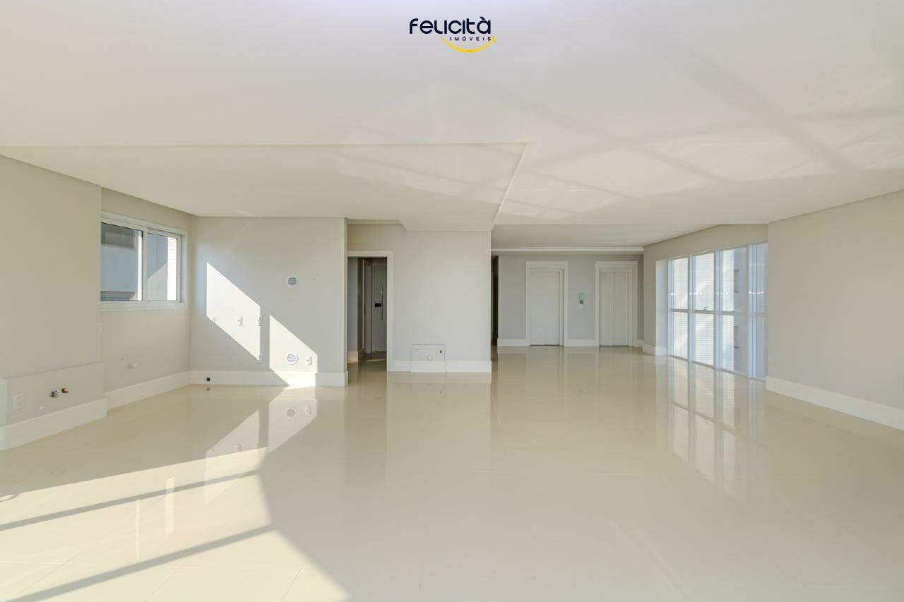 Apartamento de 4 quartos, 237m² no bairro Barra Sul, em Balneário Camboriú | Eu Corretor