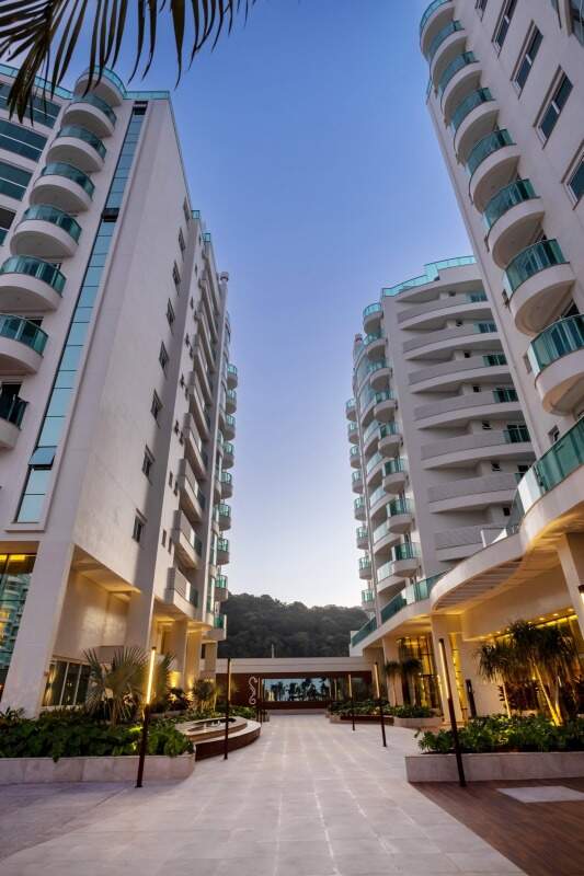 Apartamento diferenciado à venda no Praia Brava: Torres e jardim do Reserva Figueira