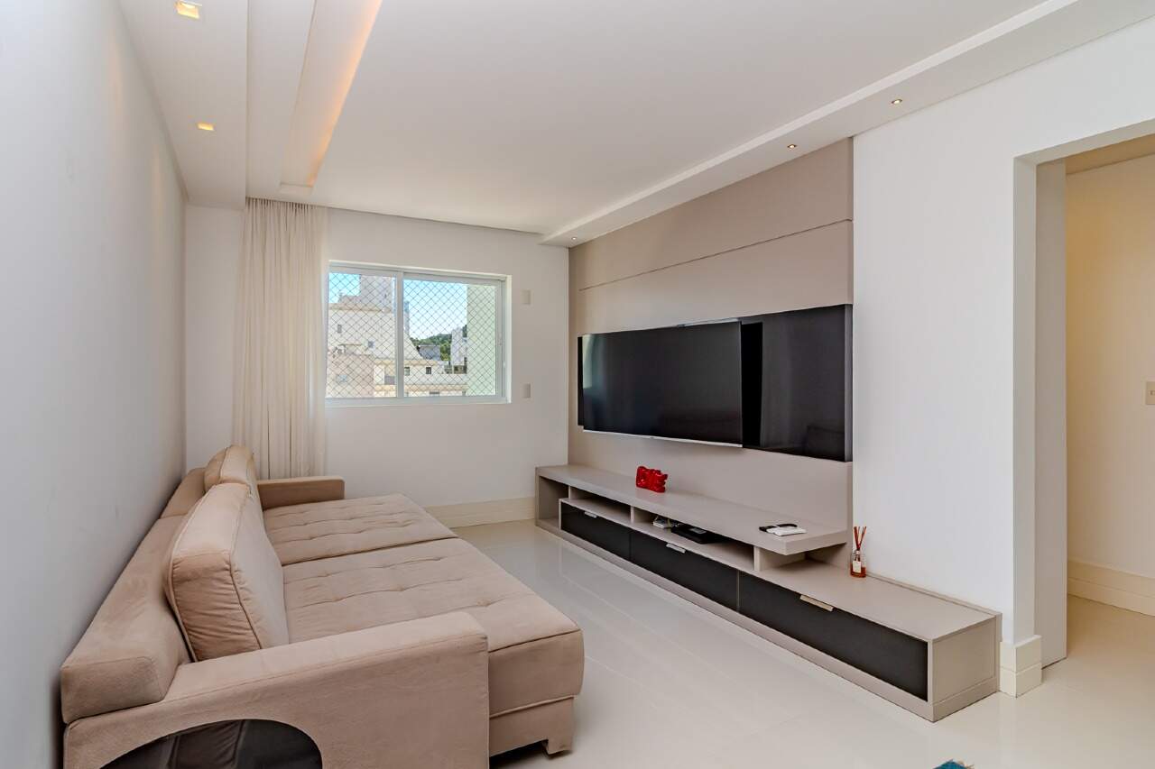 Apartamento de 3 quartos, 135m² no bairro Pioneiros, em Balneário Camboriú | Eu Corretor