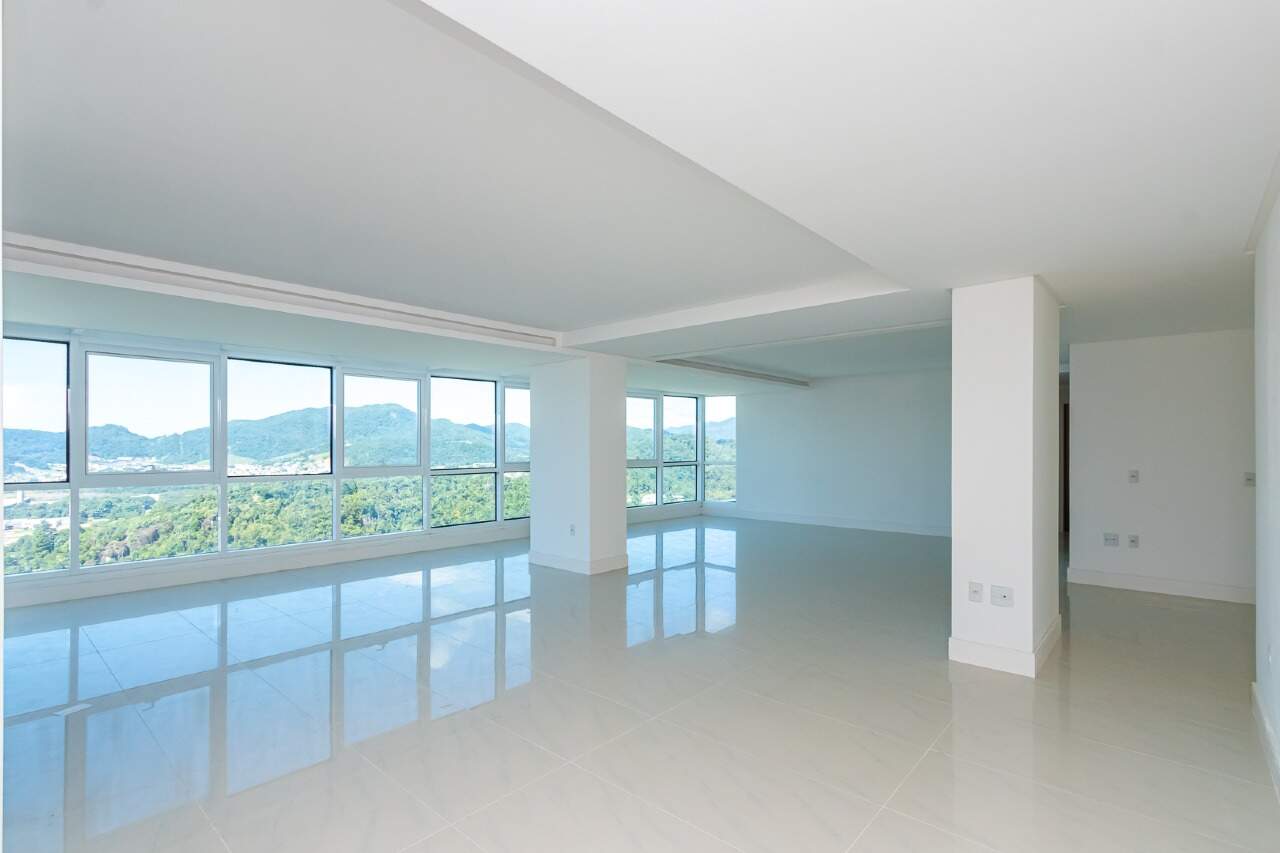 Apartamento de 3 quartos, 183m² no bairro Barra Sul, em Balneário Camboriú | Eu Corretor