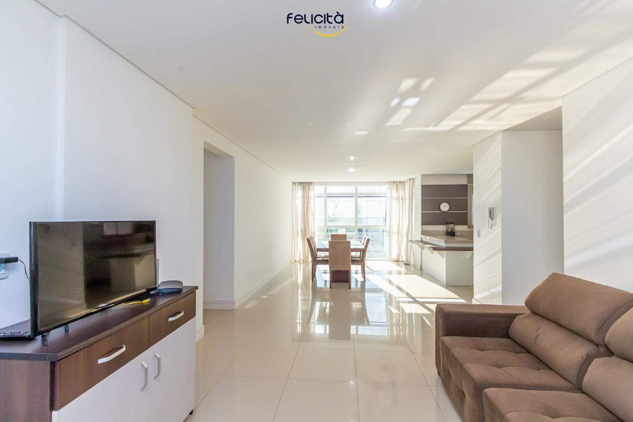 Apartamento de 3 quartos, 136m² no bairro Centro, em Balneário Camboriú | Eu Corretor