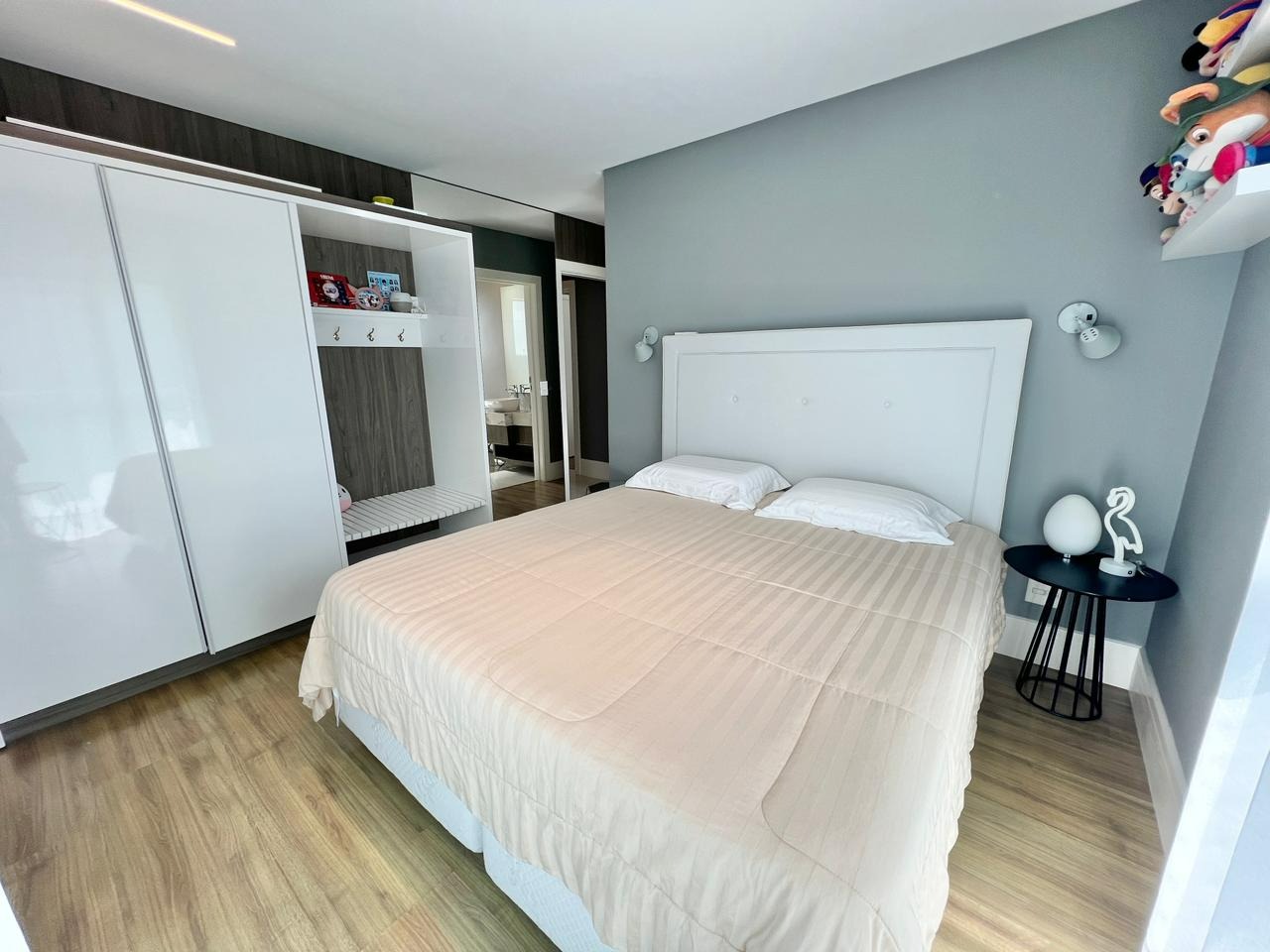 Cobertura à venda no Praia Brava: 