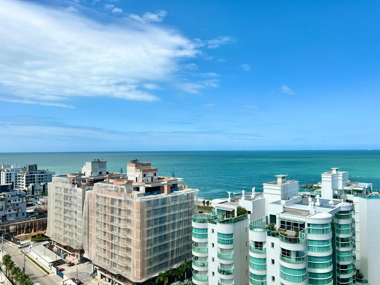 Cobertura à venda no Praia Brava: 