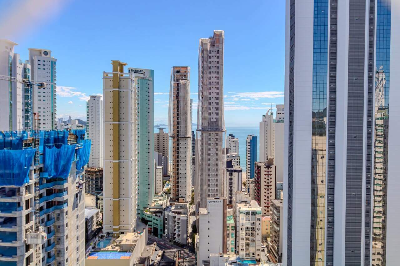 Apartamento de 3 quartos, 130m² no bairro Centro, em Balneário Camboriú | Eu Corretor