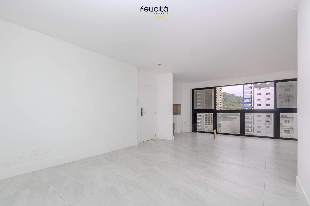 Apartamento de 3 quartos, 110m² no bairro Pioneiros, em Balneário Camboriú | Eu Corretor