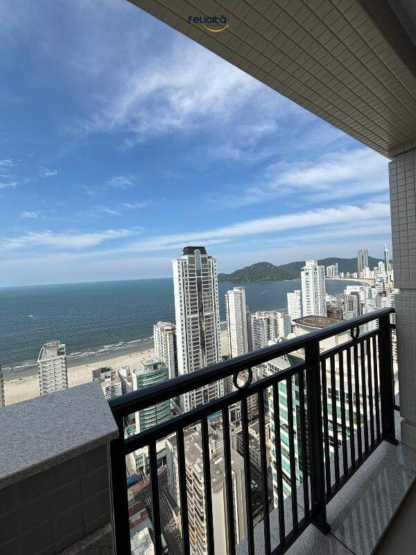 Apartamento de 3 quartos, 128m² no bairro Centro, em Balneário Camboriú | Eu Corretor