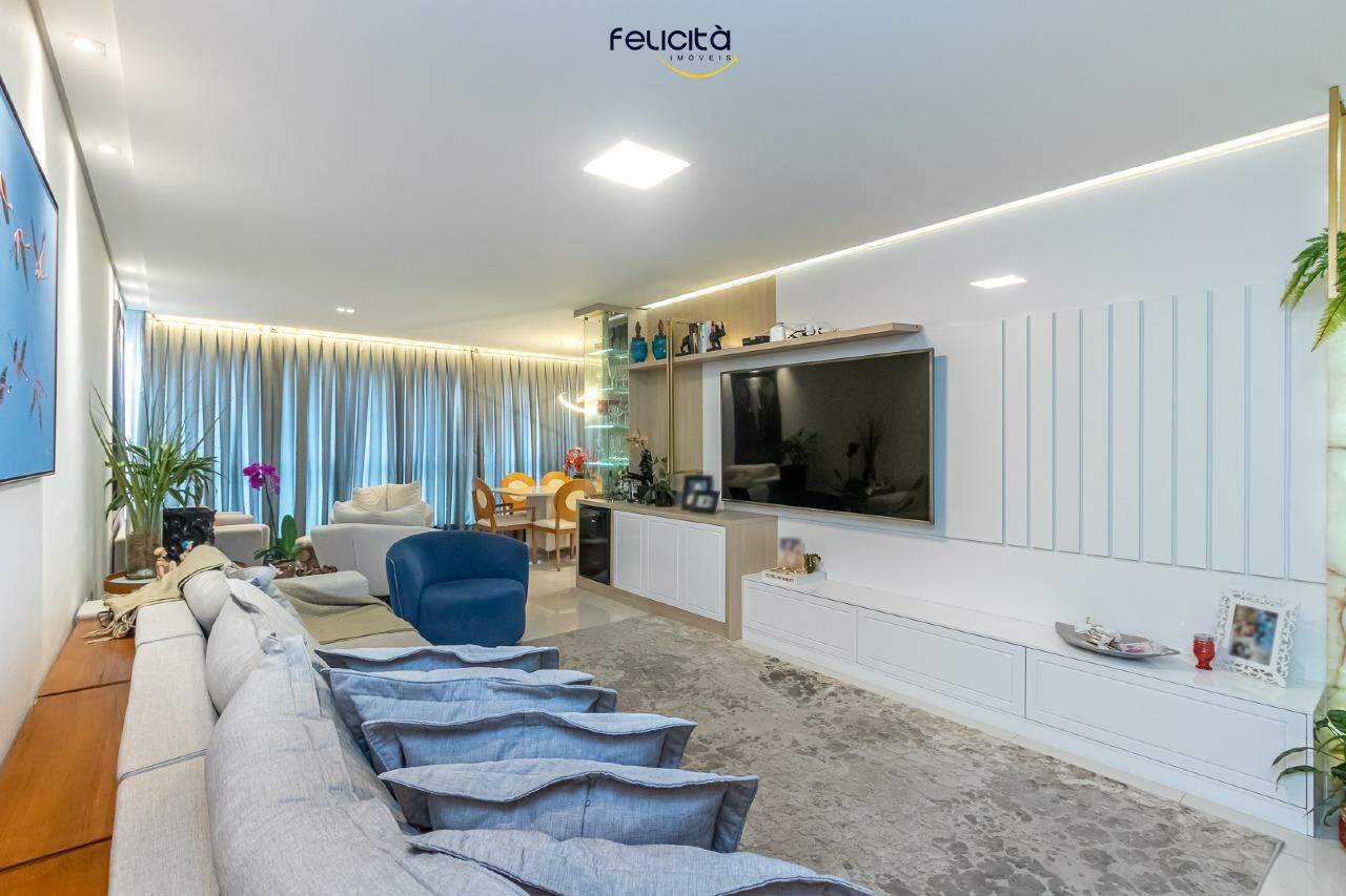 Apartamento de 3 quartos, 121m² no bairro Pioneiros, em Balneário Camboriú | Eu Corretor