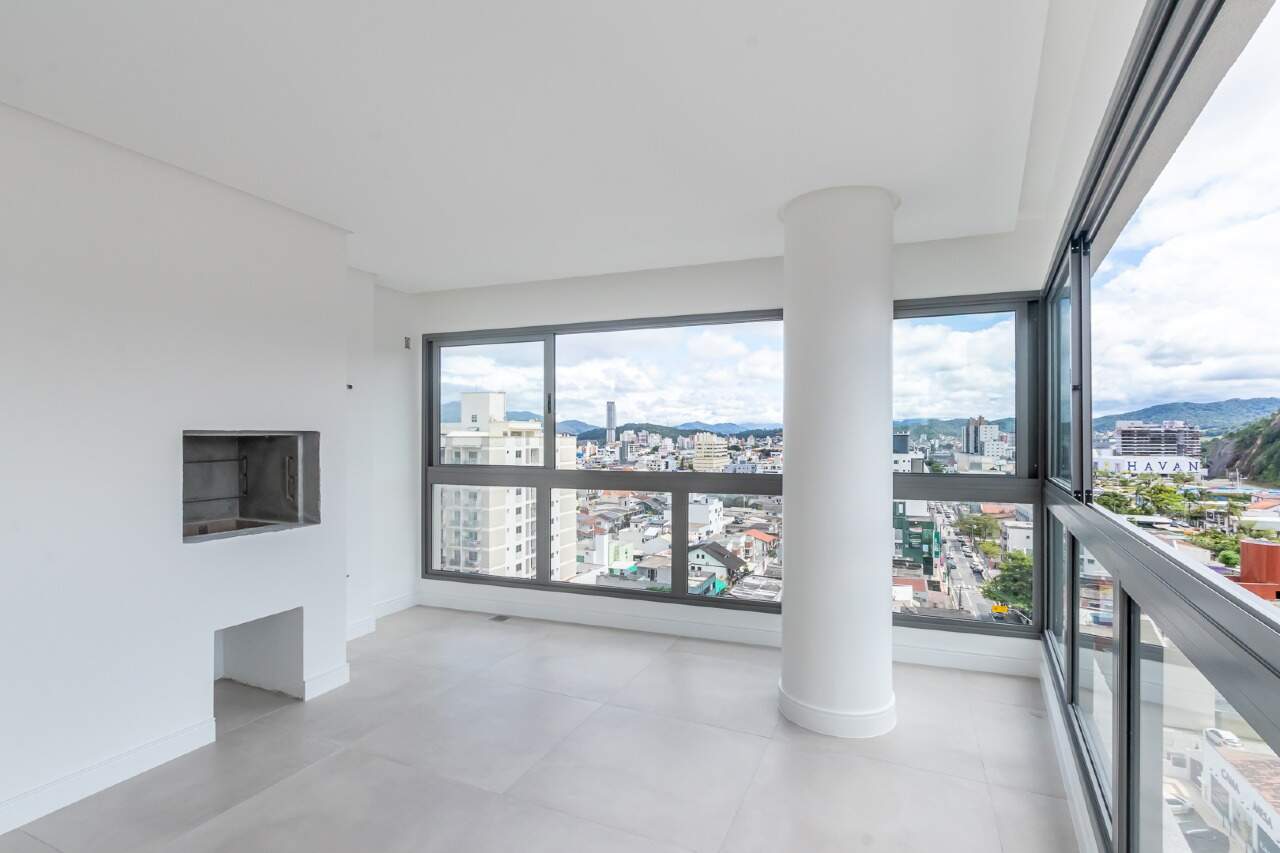 Apartamento de 4 quartos, 151m² no bairro Centro, em Balneário Camboriú | Eu Corretor