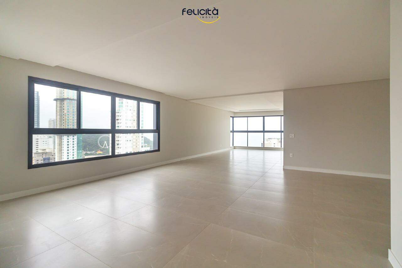 Apartamento de 4 quartos, 221m² no bairro Centro, em Balneário Camboriú | Eu Corretor