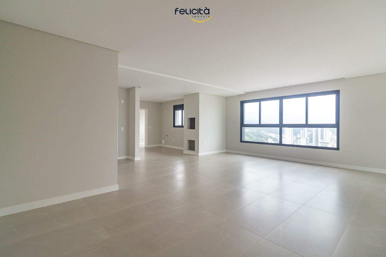 Apartamento de 4 quartos, 221m² no bairro Centro, em Balneário Camboriú | Eu Corretor