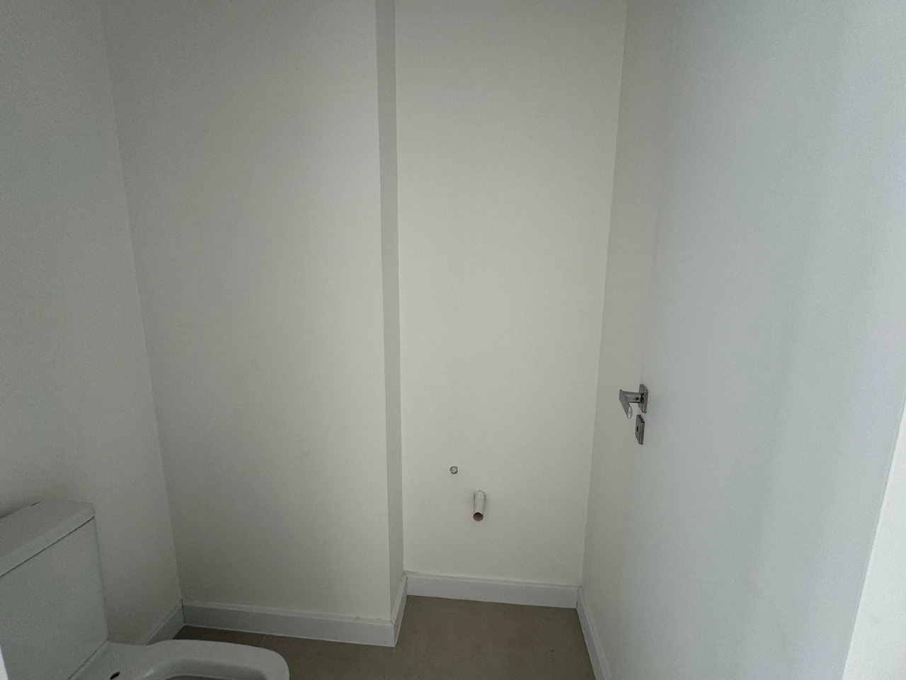 Apartamento à venda no Centro: Lavabo