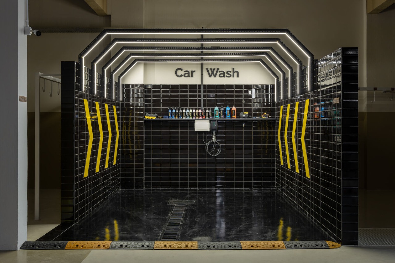 Apartamento à venda no Centro: Car wash na garagem do Admirá