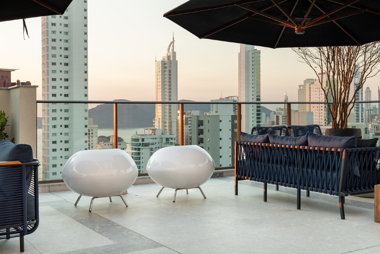 Apartamento à venda no Centro: Rooftop Lounge Zen, a 80 m de altura, com vista da cidade