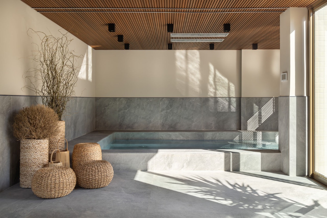 Apartamento à venda no Centro: Piscina interna aquecida (Space Lux) do Admirá