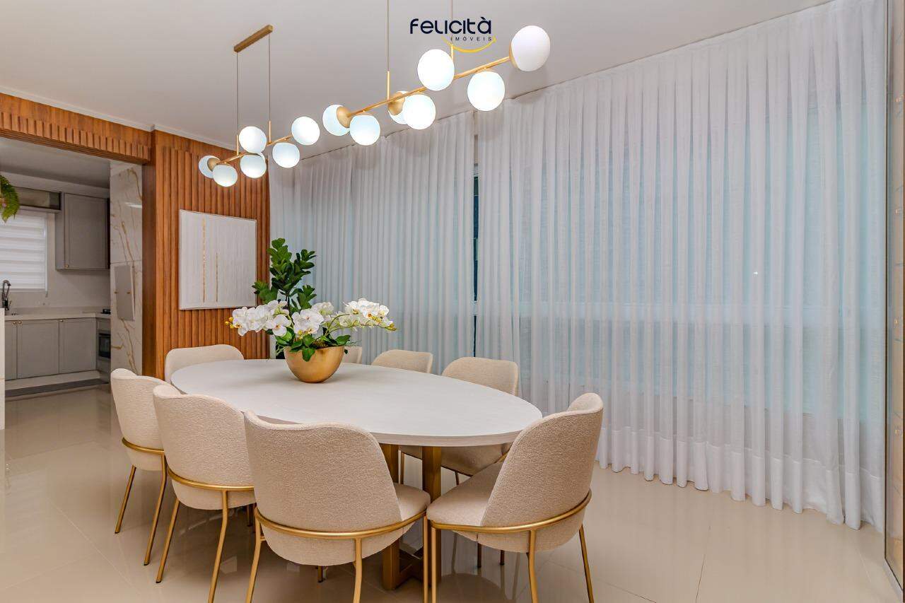 Apartamento de 3 quartos, 133m² no bairro Centro, em Balneário Camboriú | Eu Corretor