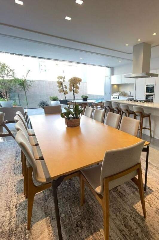Casa de 3 quartos, 460m² no bairro Centro, em Balneário Camboriú | Eu Corretor