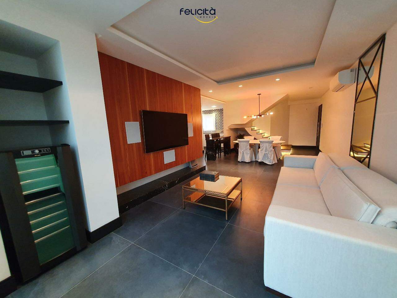 Cobertura de 3 quartos, 268m² no bairro Pioneiros, em Balneário Camboriú | Eu Corretor