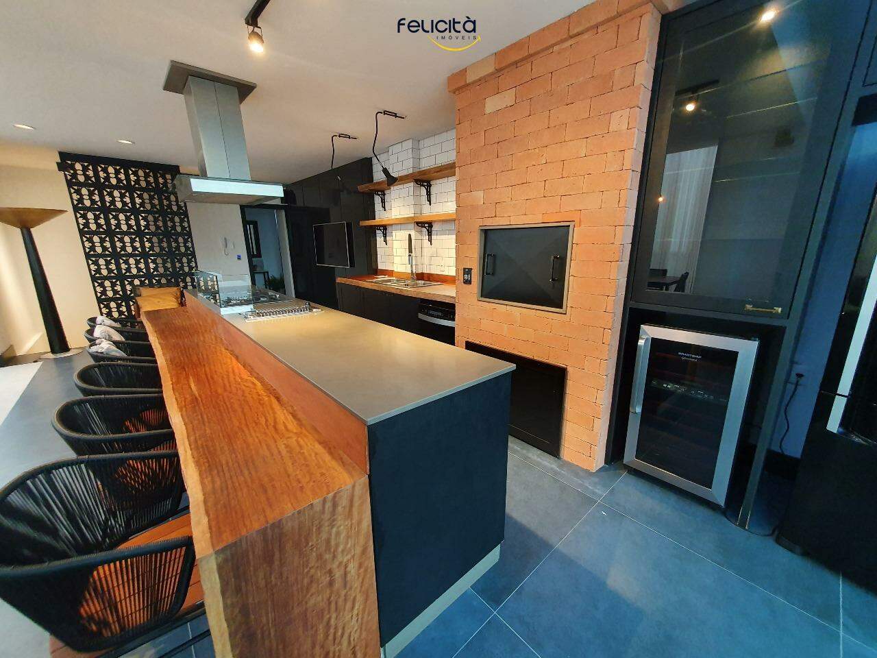 Cobertura de 3 quartos, 268m² no bairro Pioneiros, em Balneário Camboriú | Eu Corretor