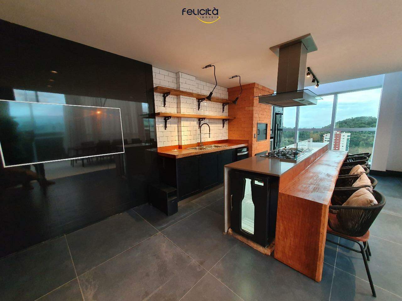 Cobertura de 3 quartos, 268m² no bairro Pioneiros, em Balneário Camboriú | Eu Corretor