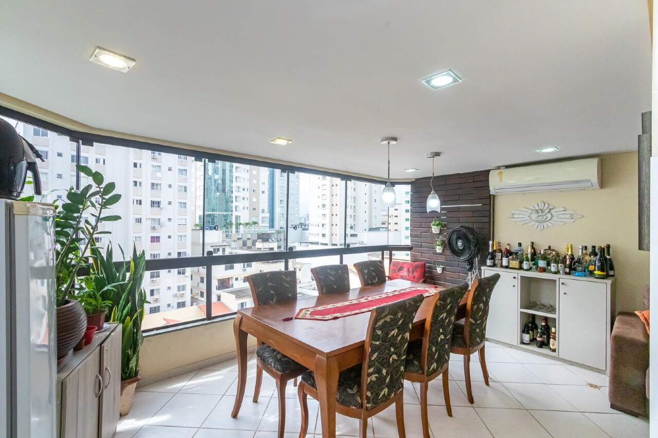 Apartamento de 3 quartos, 95m² no bairro Centro, em Balneário Camboriú | Eu Corretor