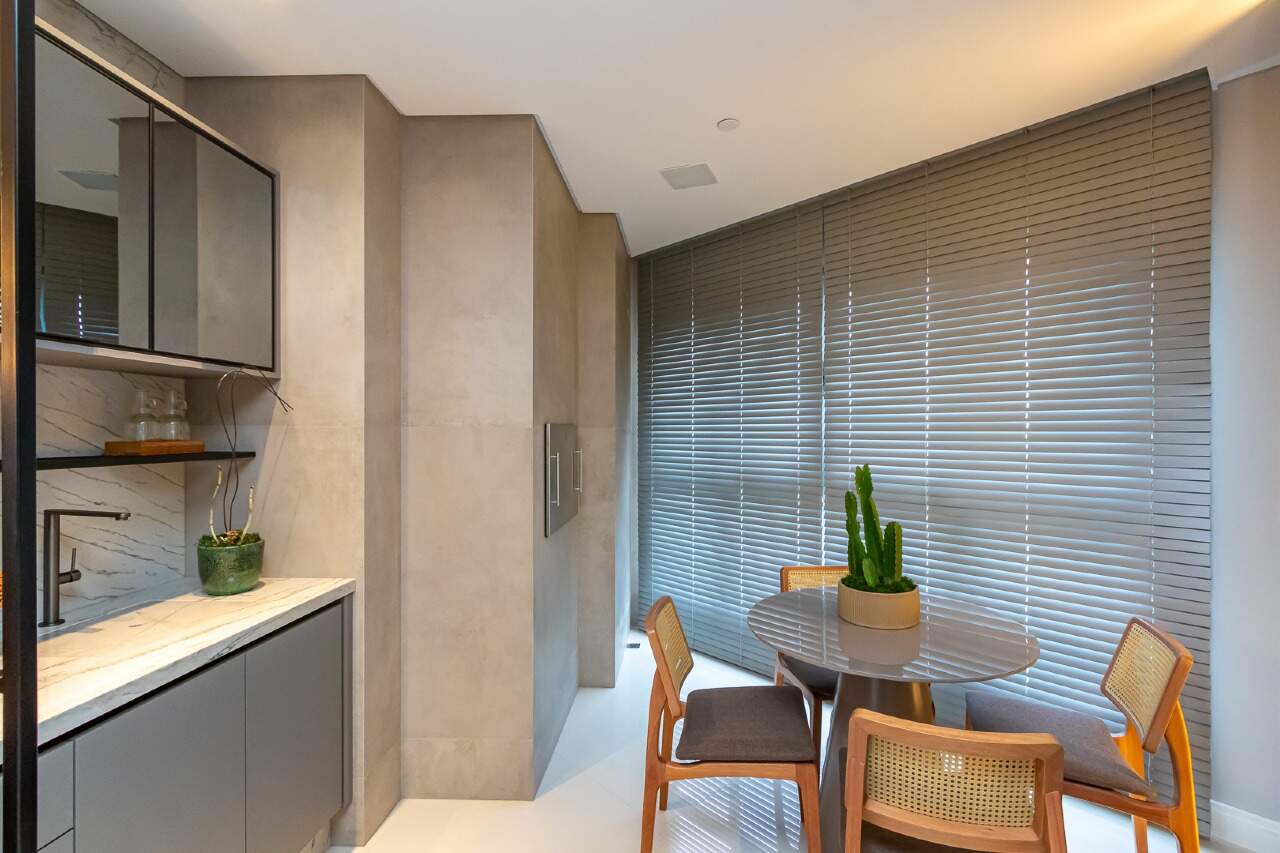 Apartamento de 4 quartos, 182m² no bairro Centro, em Balneário Camboriú | Eu Corretor