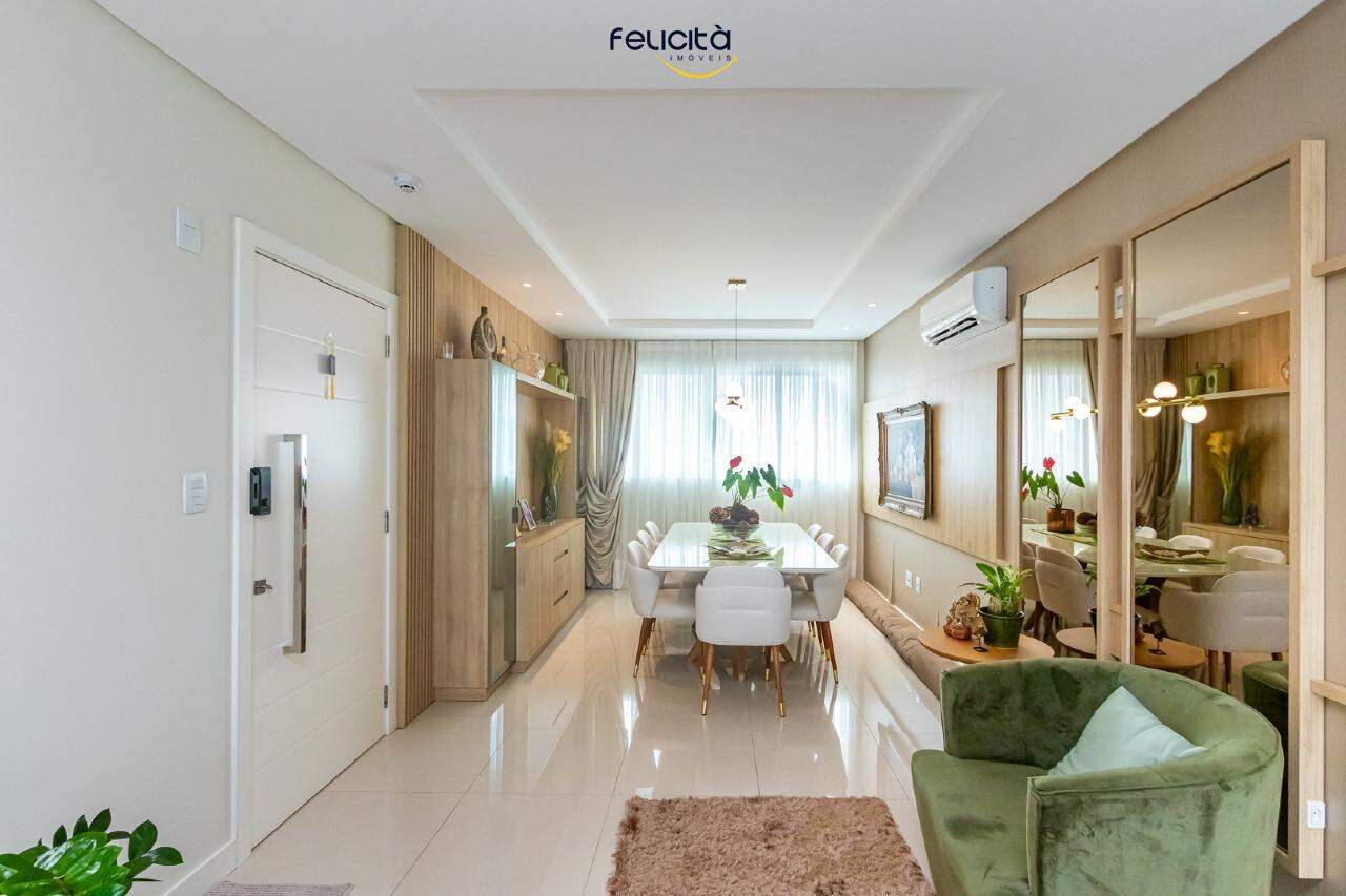 Apartamento de 3 quartos, 136m² no bairro Centro, em Balneário Camboriú | Eu Corretor