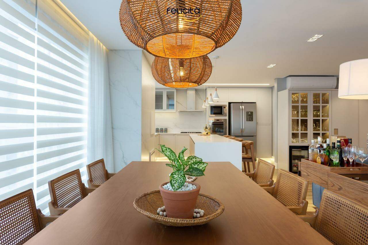 Apartamento de 3 quartos, 146m² no bairro Centro, em Balneário Camboriú | Eu Corretor