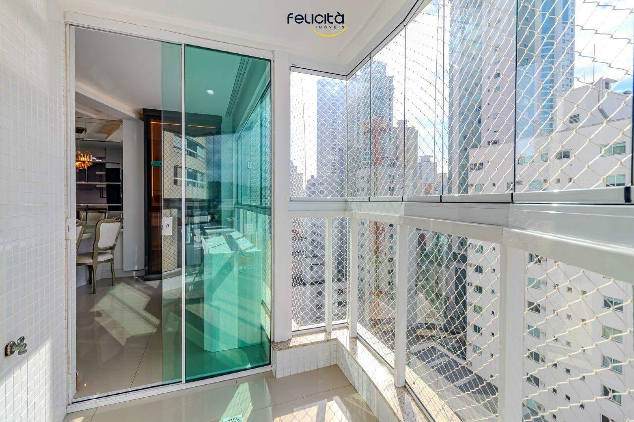 Apartamento de 3 quartos, 130m² no bairro Centro, em Balneário Camboriú | Eu Corretor