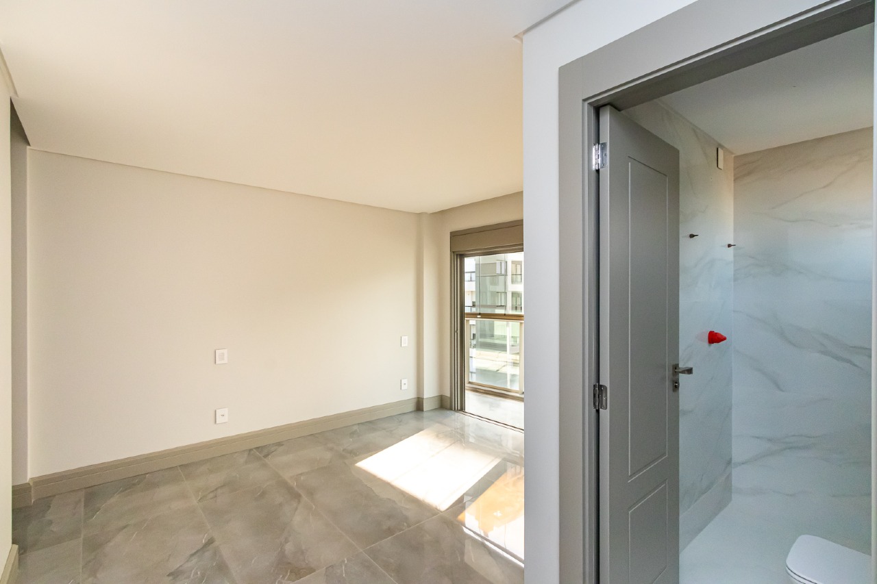 Cobertura à venda no Praia Brava: 