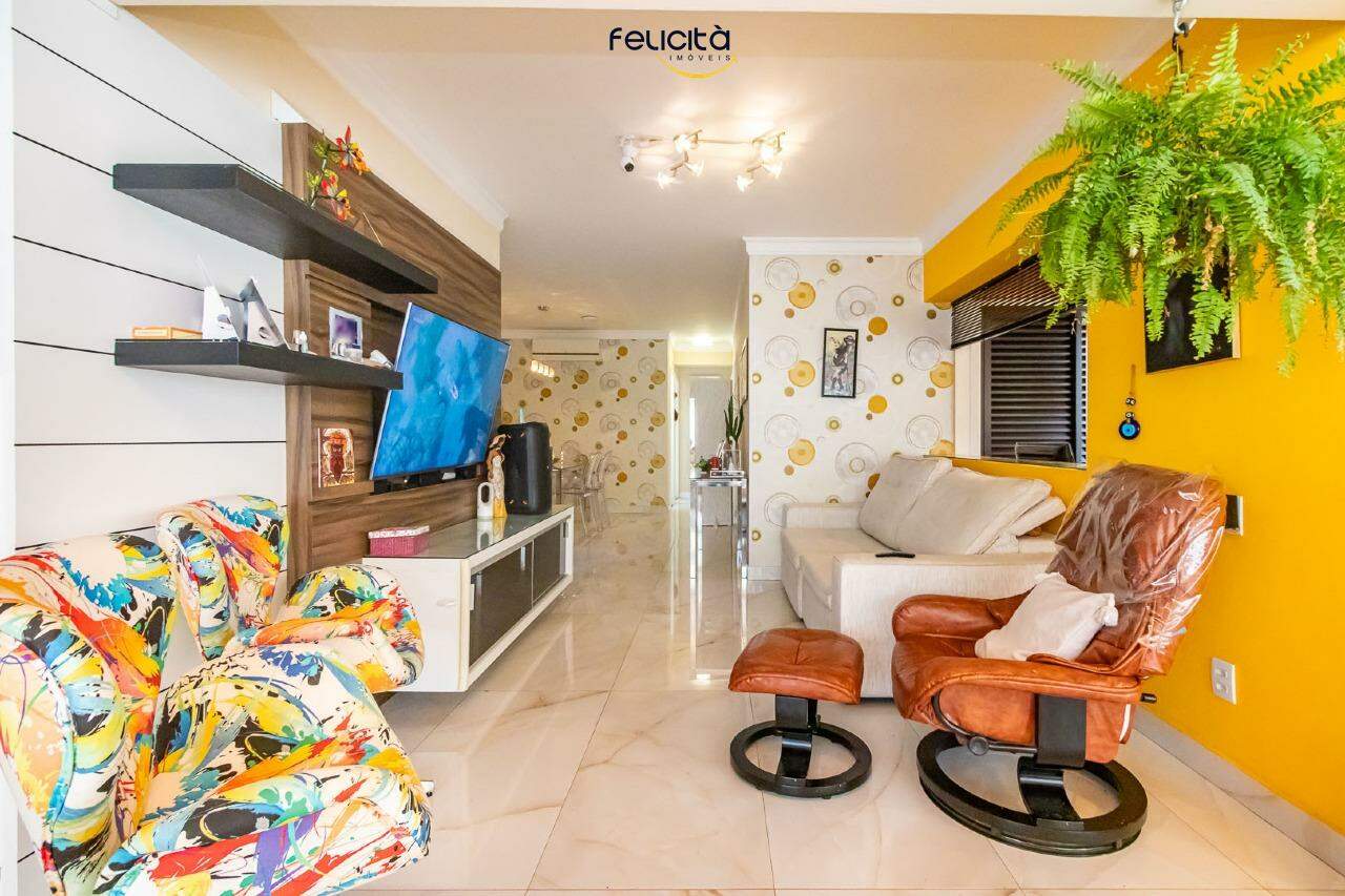 Apartamento de 3 quartos, 133m² no bairro Centro, em Balneário Camboriú | Eu Corretor