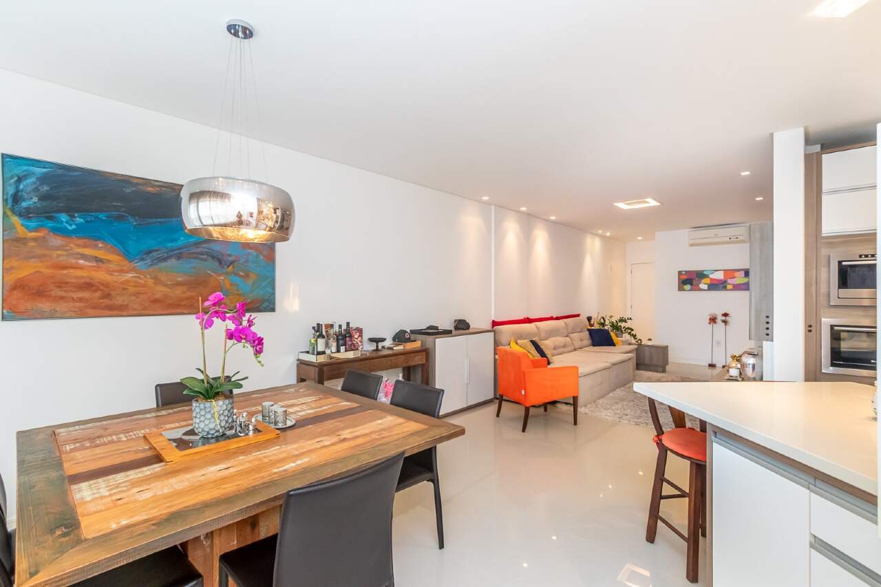 Apartamento de 3 quartos, 106m² no bairro Pioneiros, em Balneário Camboriú | Eu Corretor