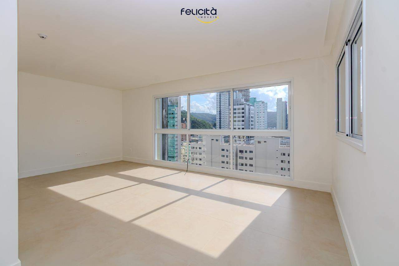 Apartamento de 3 quartos, 125m² no bairro Centro, em Balneário Camboriú | Eu Corretor