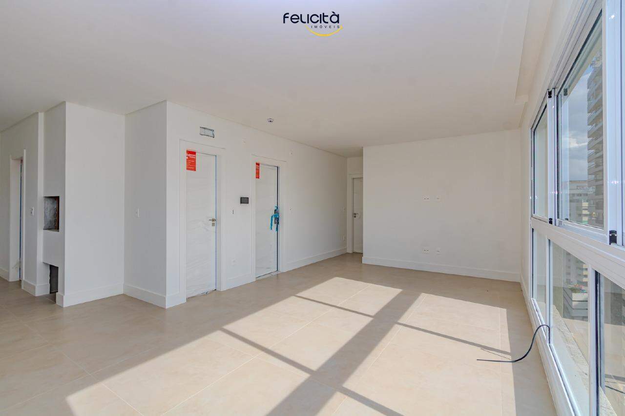 Apartamento de 3 quartos, 125m² no bairro Centro, em Balneário Camboriú | Eu Corretor