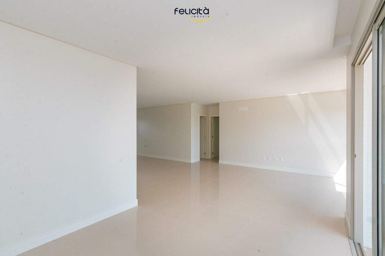 Apartamento de 4 quartos, 160m² no bairro Barra Sul, em Balneário Camboriú | Eu Corretor