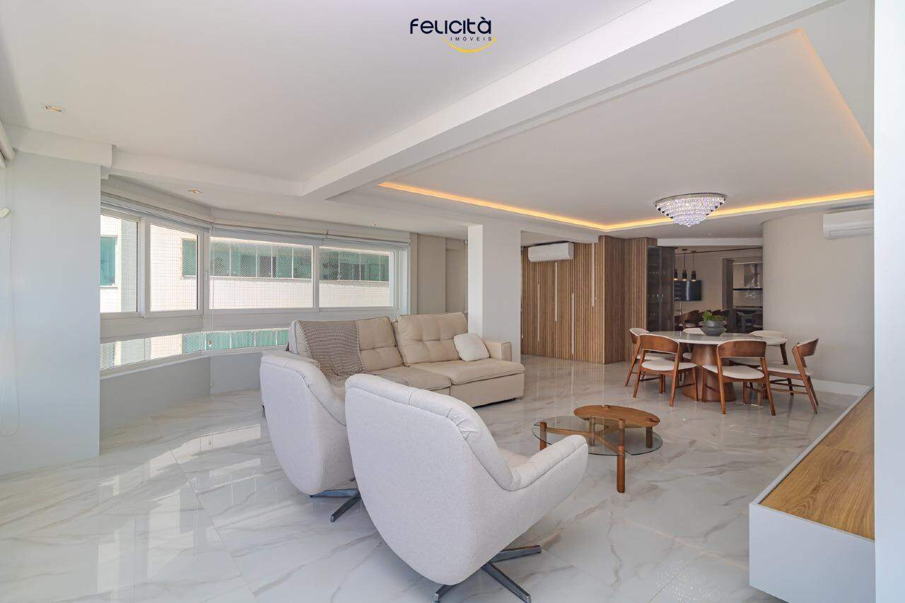 Apartamento de 4 quartos, 214m² no bairro Centro, em Balneário Camboriú | Eu Corretor