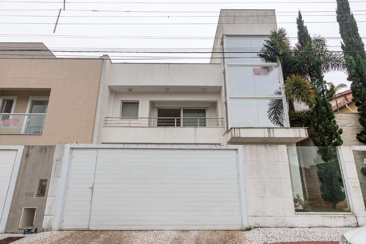 Casa de 3 quartos, 176m² no bairro Praia dos Amores, em Balneário Camboriú | Eu Corretor